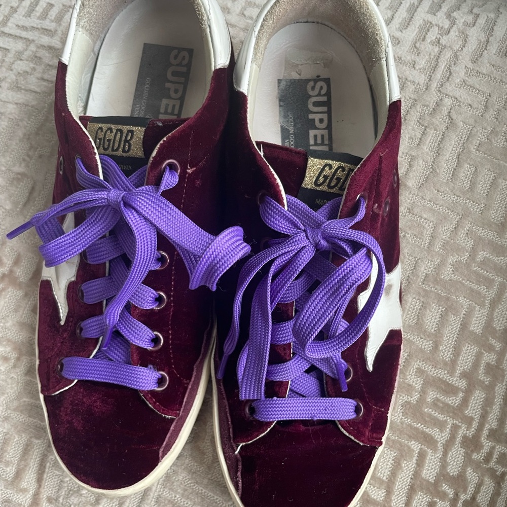 Golden Goose Women's Burgundy Sneakers with Purple Laces